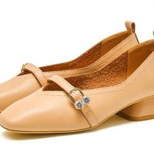 ZSN Apricot Square Heel Flat Shoes (SIZE 5.5)